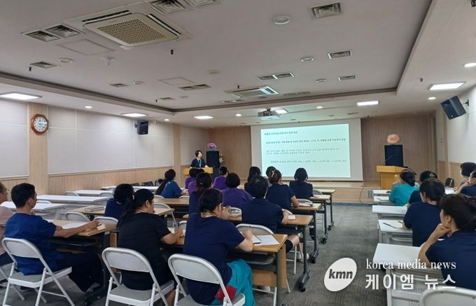 감염시설 감염관리 현장 교육 사진