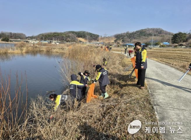 홍성군 금마면, 환경 정화위해 100명 손길 모여