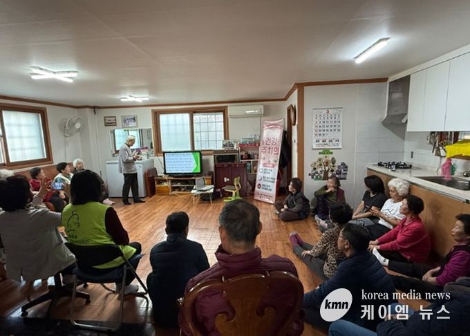 고양시 식사동, 찾아가는 건강 돌봄 서비스 ‘어르신 건강주치의’운영