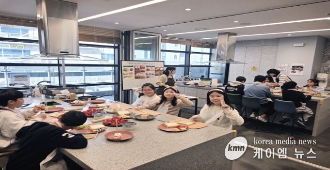 (재)군포시청소년재단 군포시청소년지역센터 송부틴터, Teen Play 요리놀이 체험 '샌드위치 만들기' 프로그램 성료