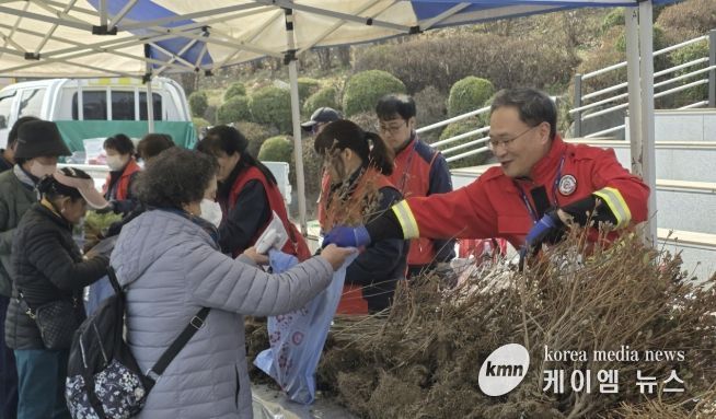 포천시, 식목일 맞아 ‘내 나무 갖기 캠페인’ 개최
