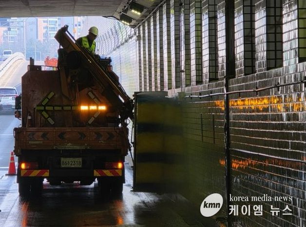 수원시 권선구, 새봄맞이 도로시설물 세척 실시