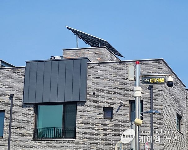민간주택 신재생에너지(태양광 발전설비 모듈) 설치 모습