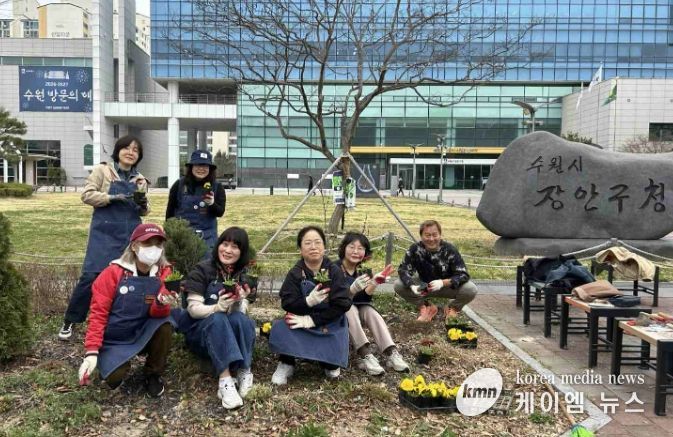 수원시 장안구, 손바닥정원단과 장안구청 내 거점정원 새단장