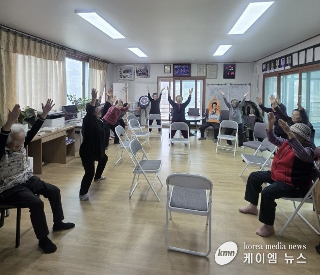 가평군, 어르신 건강 맞춤서비스 '청춘, 다시 피움' 성료