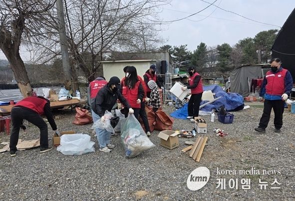 파주시 월롱면, 농막 거주 어르신 가구 주거환경 개선 활동 펼쳐