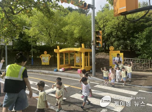 과천시, 어린이 교통안전교실 운영…체험 중심 안전교육